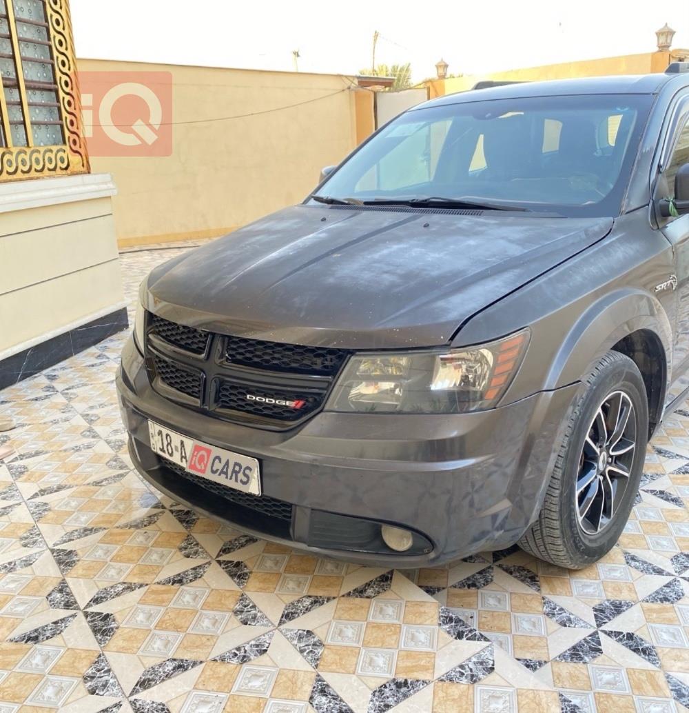 دودج جورني